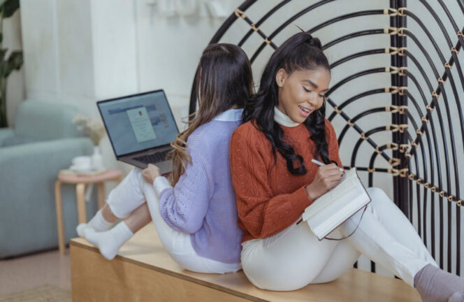 
					6 Bots That Deliver Science and Serendipity on Twitter