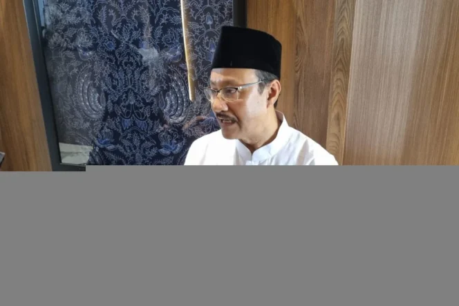 
					Mensos Saifullah Yusuf tegaskan lulusan Sekolah Rakyat harus mandiri dan bebas pengangguran melalui sinergi pendidikan dan pelatihan kerja