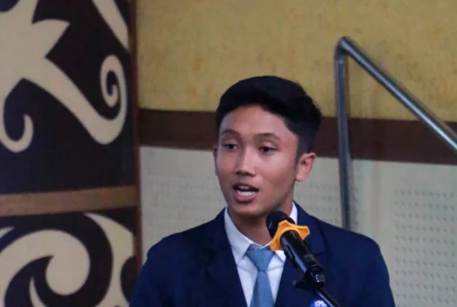 
					Muhammad Fachri Abhinaya Hidayat Menyeimbangkan Kepemimpinan OSIS dan Prestasi Atletik di SMA Negeri 2 Yogyakarta