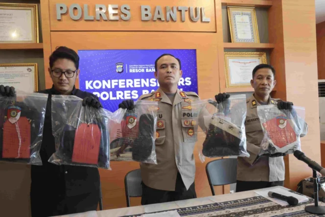 
					Polres Bantul Berhasil Meringkus Tujuh Tersangka Pengeroyokan Pelajar Hingga Tewas di Pandak Setelah Pengejaran Lintas Provinsi Selama Dua Pekan