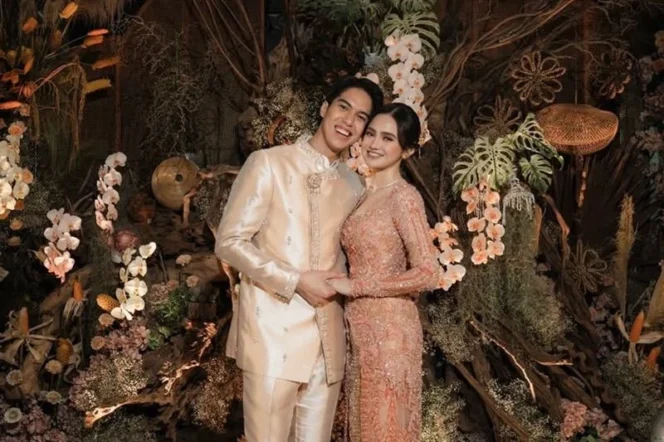 
					Potret akad nikah El Rumi dan Syifa Hadju