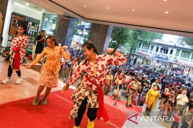 
					Semarak Malioboro Menari 2026 Memperkuat Identitas Yogyakarta sebagai Kota Budaya Dunia Melalui Ekspresi Koreografi Massal