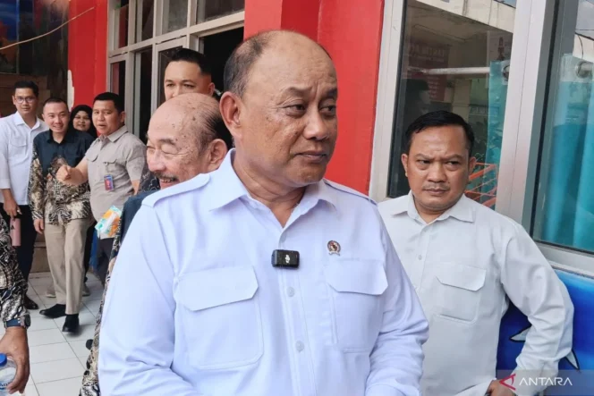 
					Badan Gizi Nasional Hentikan Sementara Operasional 240 Satuan Pelayanan Makan Bergizi Gratis Demi Menjamin Standar Higiene dan Keamanan Pangan
