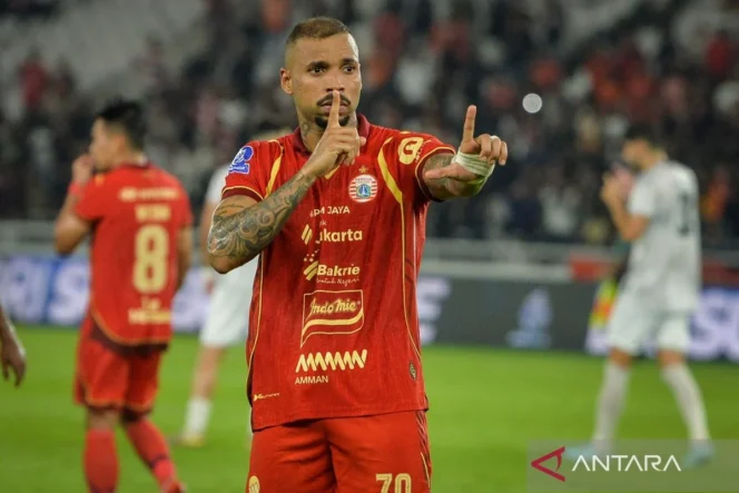 
					Gustavo Almeida Memilih Fokus Sapu Bersih Sisa Laga BRI Super League Ketimbang Membebani Diri dengan Peluang Juara Persija Jakarta