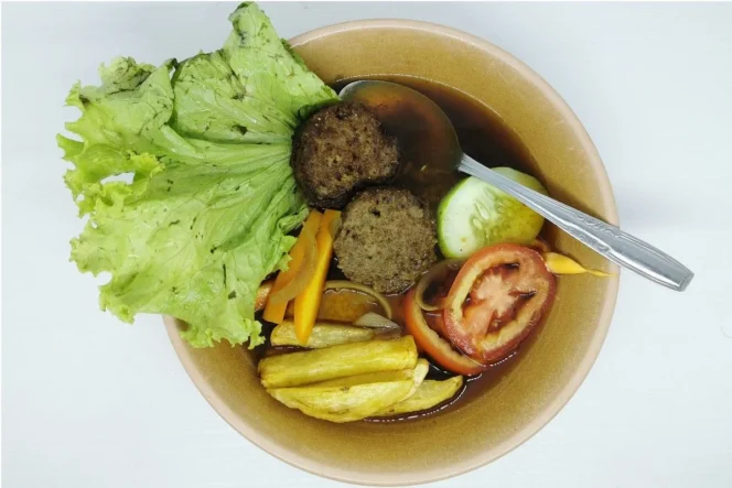 
					Inovasi Kuliner Idul Adha: Menilik Selat Solo dan Transformasi Pengolahan Daging Kurban di Era Modern