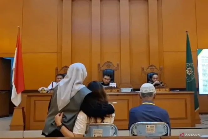 
					Istri Kacab Bank Korban Pembunuhan Anggota Kopassus Tegas Tolak Permintaan Maaf Terdakwa di Persidangan