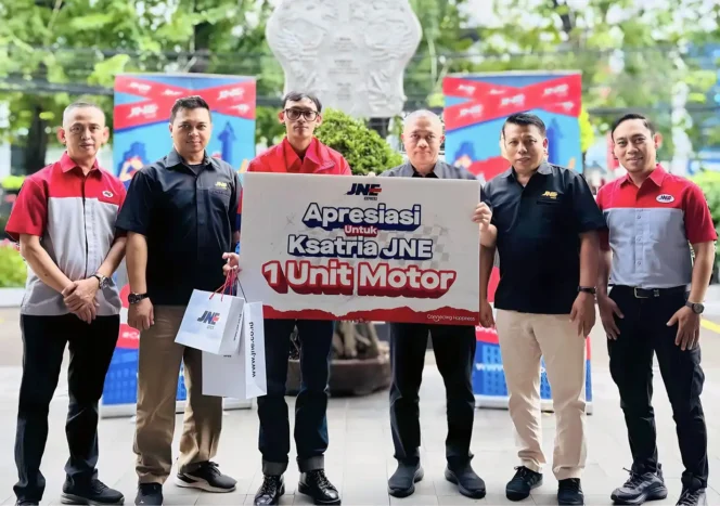
					JNE Berikan Apresiasi dan Pendampingan Intensif bagi Kurir Korban Pembegalan di Bandung Demi Menjamin Keamanan Kerja