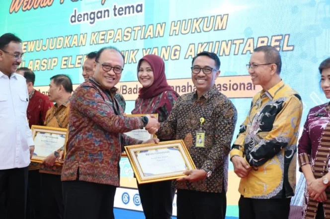 
					Kantor Pertanahan Kabupaten Bantul Raih Predikat Satuan Kerja Unit Kearsipan Terbaik Daerah Sebagai Standar Baru Tata Kelola Administrasi Pertanahan