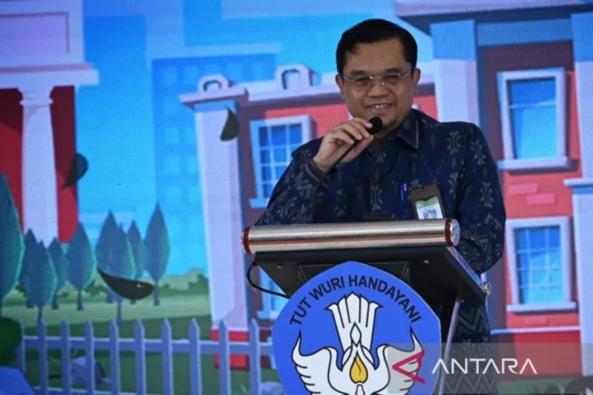 
					Kemendikdasmen Antisipasi Potensi Manipulasi Nilai Rapor pada Sistem Penerimaan Murid Baru Jalur Prestasi