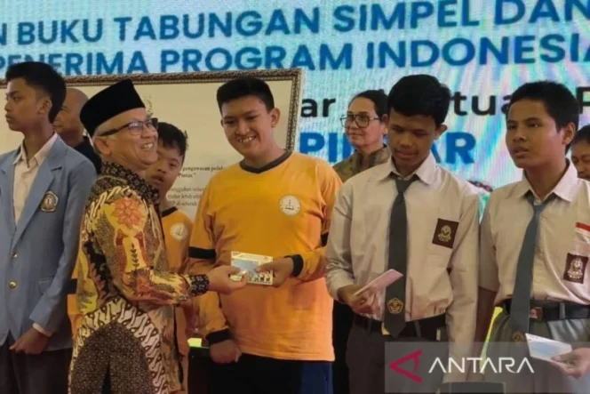 
					Kemendikdasmen ubah skema usulan dana PIP agar terserap optimal untuk mempercepat akses pendidikan nasional