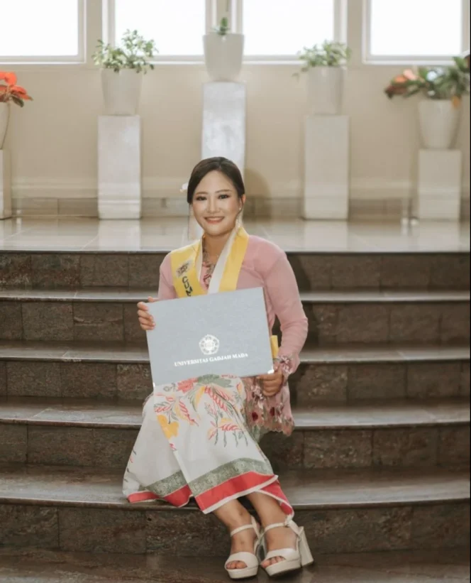 
					Kisah Inspiratif Jessy Wijaya Lulusan Terbaik Spesialis Periodonsia UGM dengan Masa Studi Rekor
