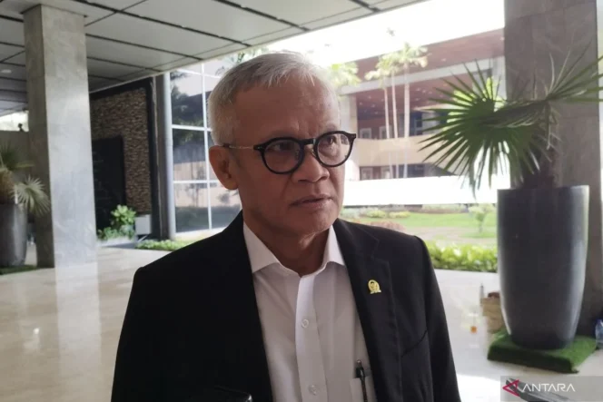
					Komisi II DPR RI Percepat Penyerapan Aspirasi Publik dalam Penyusunan Draf Revisi UU Pemilu di Masa Sidang V