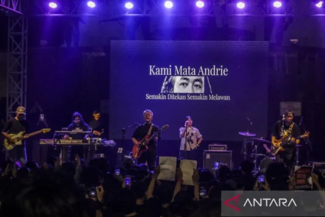 
					Konser Bangkitlah Politik Anak Muda Tandai Peringatan Reformasi dalam Aksi Kamisan Yogyakarta