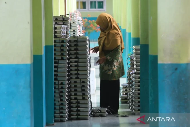 
					KPK Tegaskan Pentingnya Tolak Ukur Komprehensif dalam Evaluasi Keberhasilan Program Makan Bergizi Gratis