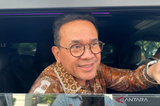 
					Mendag Pastikan Aturan Ekspor Tetap Berada di Bawah Kewenangan Kemendag Meski Ada PT Danantara Sumberdaya Indonesia