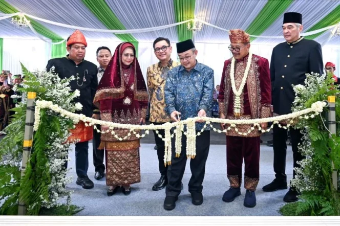 
					Mendikdasmen Abdul Mu’ti Apresiasi Peran Strategis Sekolah Swasta dalam Memperkuat Ekosistem Pendidikan Nasional yang Inklusif dan Bermutu