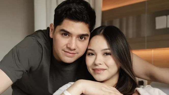 
					Momen Hangat Alyssa Daguise dan Al Ghazali Memasak Pasta Usai Kelahiran Anak Pertama Menjadi Sorotan Publik