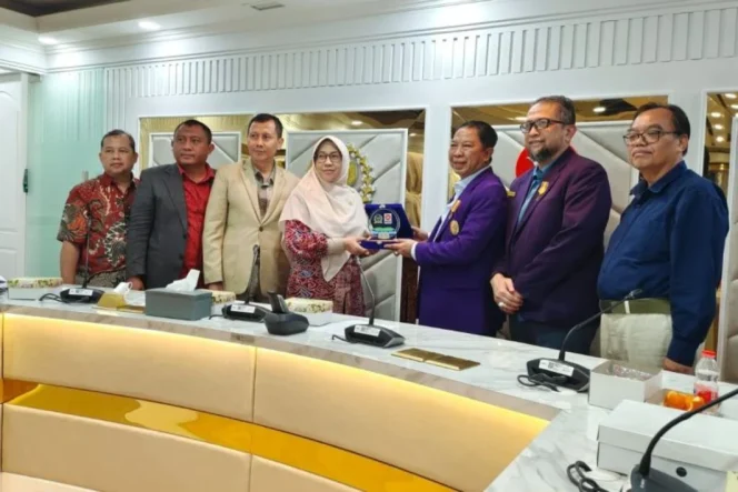 
					Perjuangan PB PDHI dan AFKHI dalam Mendorong Percepatan RUU Kedokteran Hewan di DPR RI demi Penguatan Sistem Veteriner Nasional