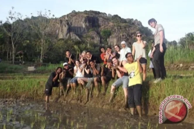
					Potensi Wisata Baru di Gunung Kidul: Desa Pengkol Kembangkan Kawasan Gunung Api Purba Nglipar sebagai Destinasi Unggulan