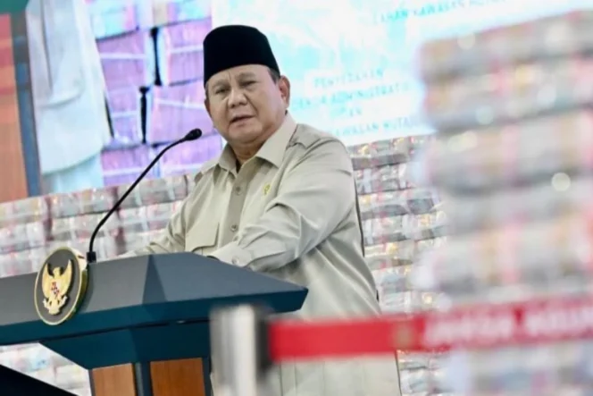 
					Prabowo Subianto Dorong Reformasi Regulasi Besar-besaran demi Percepatan Penciptaan Lapangan Kerja dan Iklim Investasi Nasional