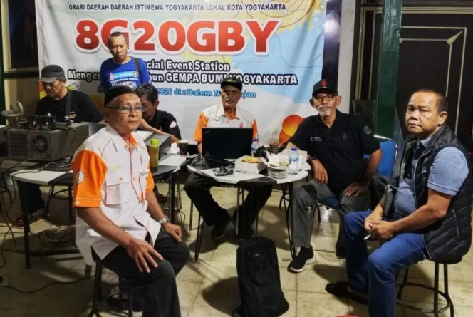 
					Refleksi Dua Dekade Gempa Yogyakarta Melalui Special Event Station 8G20GBY oleh Orari Lokal Yogyakarta