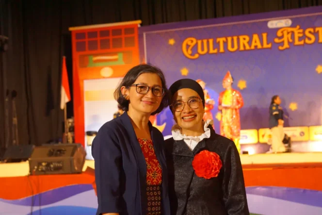 
					Sastrawan Okky Madasari Kritik Wacana Penutupan Prodi Humaniora dan Tekankan Peran Strategis Bahasa dalam Diplomasi Budaya