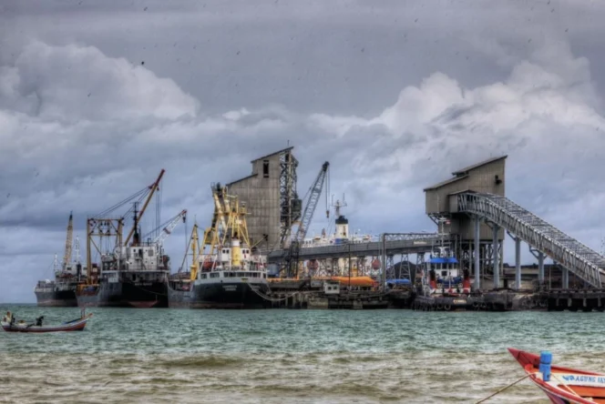 
					SIG Perkuat Ekspansi Global Melalui Proyek Strategis Dermaga dan Fasilitas Produksi Rp1,4 Triliun di Tuban