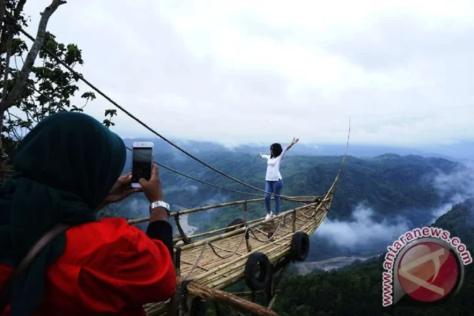 
					Strategi Dinas Pariwisata Bantul Gelar Pentas Skala Nasional Akhir Tahun untuk Genjot Kunjungan Wisatawan dan PAD