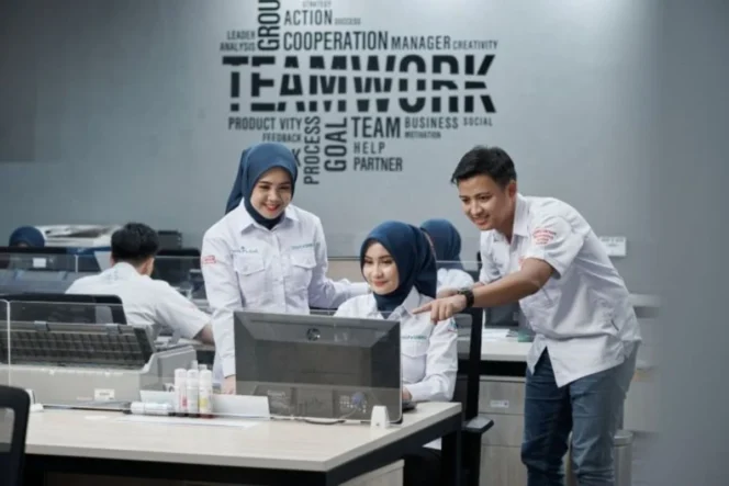 
					Strategi Komprehensif Kementerian Kesehatan dalam Menangani Lingkungan Kerja Toksik Demi Menjaga Produktivitas Nasional
