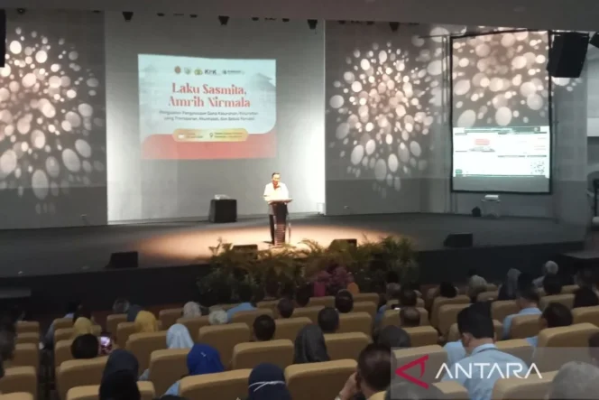 
					Sultan HB X Tekankan Reformasi Birokrasi Kelurahan Berbasis Integritas dan Efisiensi Keuangan