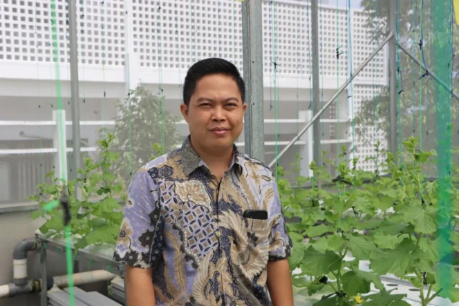 
					Transformasi Pertanian Modern: Kisah Sukses Pondok Pesantren Madania Mencapai Kemandirian Finansial melalui Budidaya Melon