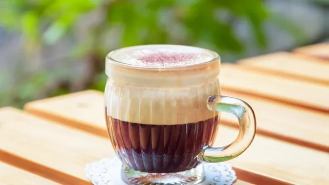 
					Tren Kopi Telur Vietnam di Media Sosial dan Risiko Kesehatan yang Mengintai di Balik Kelezatannya