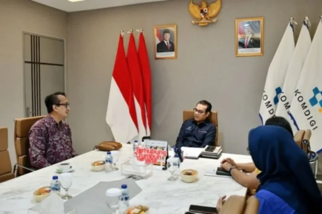 
					Wamenkomdigi Tegaskan Urgensi Transformasi Etika AI Menjadi Regulasi Mengikat di Indonesia