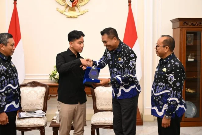 
					Wapres Gibran Rakabuming Raka Ajak Gubernur Seluruh Indonesia Perkuat Promosi Wisata Daerah Melalui Ajang Internasional Bali and Beyond Travel Fair