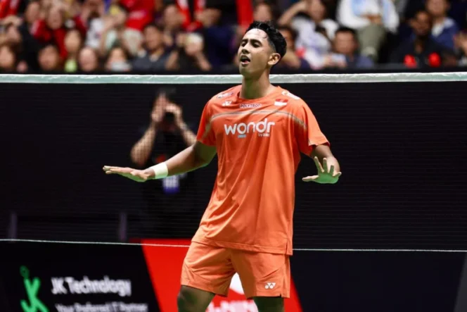
					Alwi Farhan Segel Tiket Babak Kedua Indonesia Open 2026 Usai Taklukkan Lakshya Sen di Istora Senayan