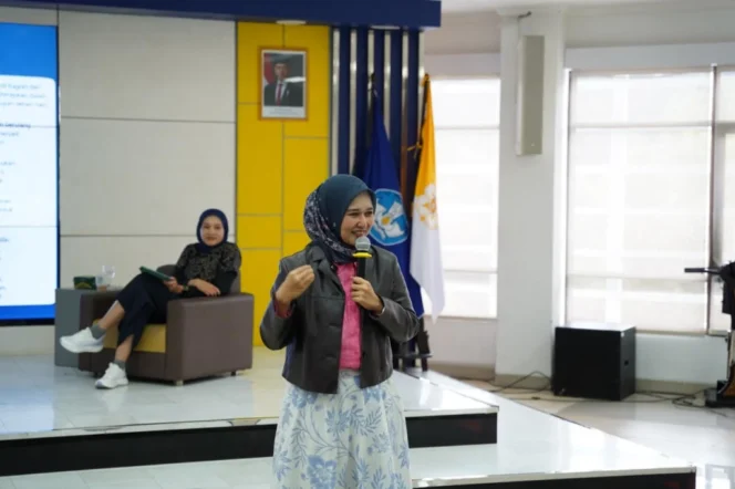 
					Bahaya Algoritma dan Ancaman Hoaks Kesehatan di Balik Budaya Digital Generasi Z