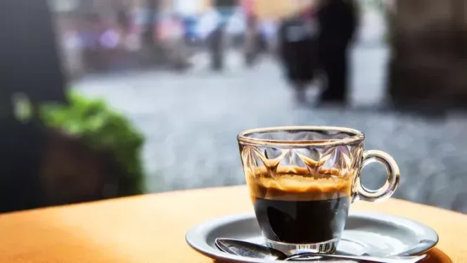 
					Begini 3 Efek Minum Kopi Setiap Hari untuk Kesehatan Hati dan Panduan Gaya Hidup Sehat