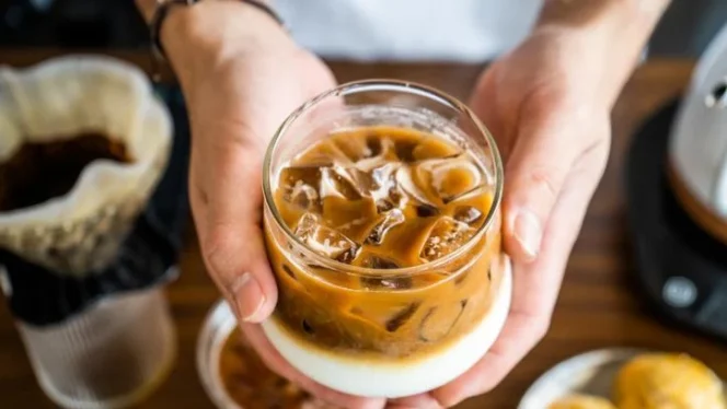
					Destinasi Wisata Kopi Terbaik 2026: Menelusuri Jejak Budaya dan Inovasi Kopi Global
