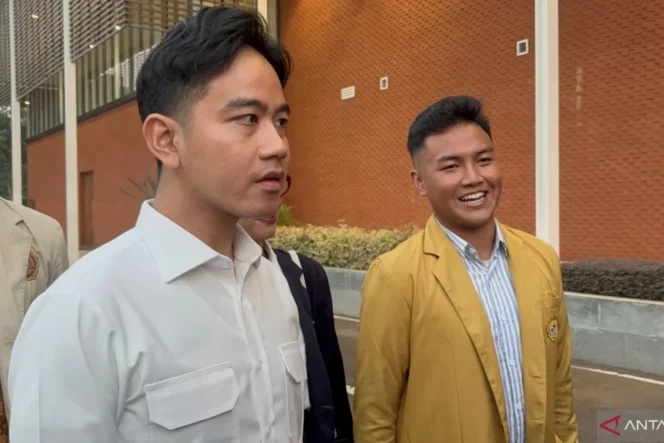 
					Gibran Rakabuming Raka Bawa Lima Mahasiswa dalam Kunjungan Kerja Strategis ke Indonesia Timur untuk Tinjau Program Prioritas Nasional