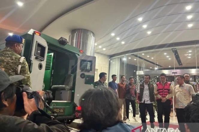 
					Kejagung Bongkar Peran Strategis Andri Mulyono dalam Skandal Korupsi Pengadaan Sepeda Motor Listrik pada Badan Gizi Nasional