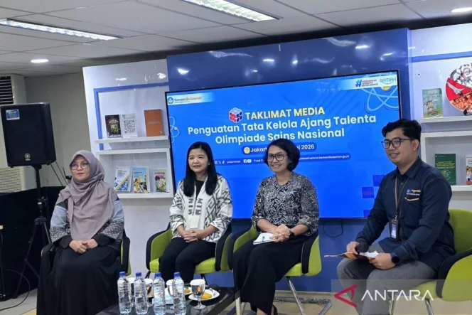 
					Kemendikdasmen masukkan AI dalam cabang OSN 2026 jenjang SMA sebagai langkah strategis pengembangan talenta digital masa depan