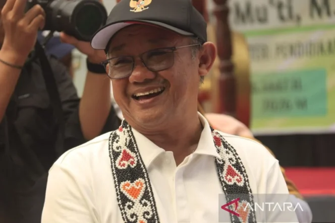
					Kemendikdasmen Targetkan Revitalisasi 71.744 Sekolah pada 2026 demi Pemerataan Kualitas Pendidikan Nasional