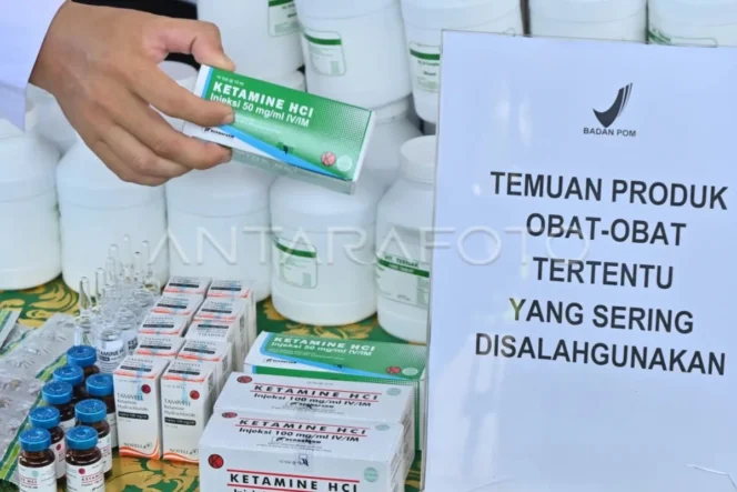 
					Kemenkes Ingatkan Bahaya Penyalahgunaan Obat-Obat Tertentu Sebagai Pintu Masuk Penyalahgunaan Narkotika dan Psikotropika