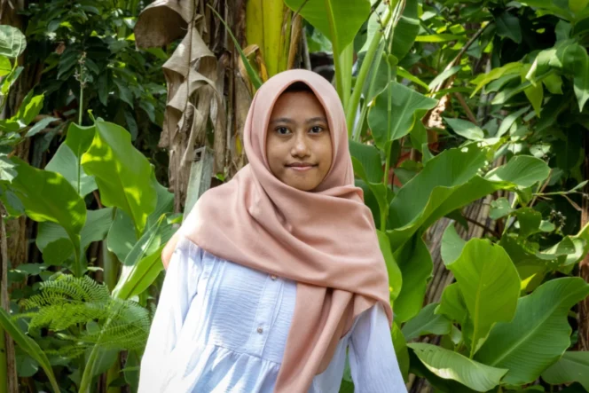 
					Kisah Inspiratif Ririn Dwi Nurtyani Menembus Universitas Gadjah Mada dengan Beasiswa Penuh di Tengah Keterbatasan Ekonomi