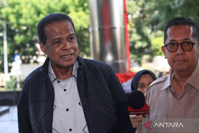 
					KPK Agendakan Pemeriksaan Fuad Hasan Masyhur dan Mantan Menteri Agama Yaqut Cholil Qoumas Terkait Kasus Korupsi Kuota Haji
