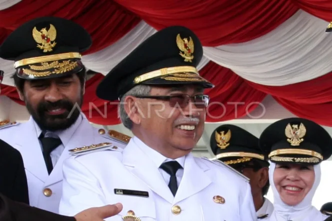 
					Mantan Gubernur Aceh Zaini Abdullah Tutup Usia, Mengenang Sosok Sang Abu Doto dalam Sejarah Perdamaian Aceh