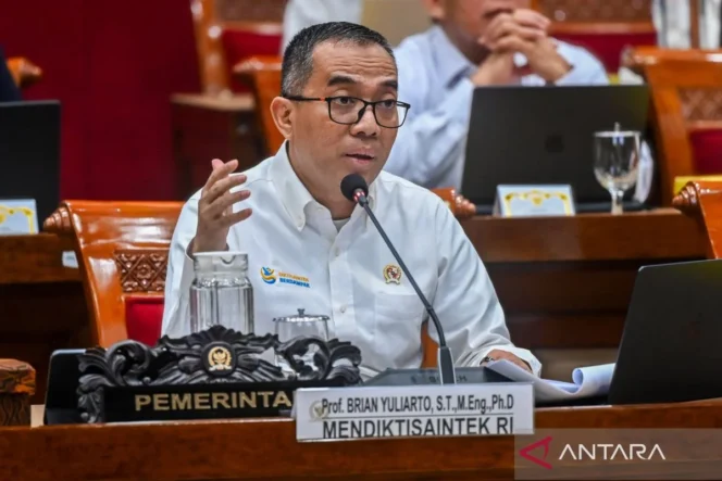 
					Mendiktisaintek Brian Yuliarto Tegaskan Perguruan Tinggi Miliki Keleluasaan Dirikan Satuan Pelayanan Pemenuhan Gizi sebagai Sarana Praktik Akademik