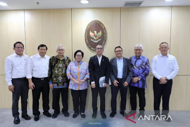 
					Mendiktisaintek Dorong Penguatan Peran Komunitas Ilmiah Nasional untuk Akselerasi Kualitas Pendidikan Tinggi dan Riset Indonesia