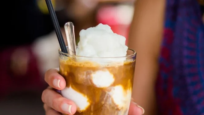 
					Menjelajahi Destinasi Kopi Terbaik di Vietnam: Panduan Wisata Kuliner dan Sejarah Budaya Kopi Dunia