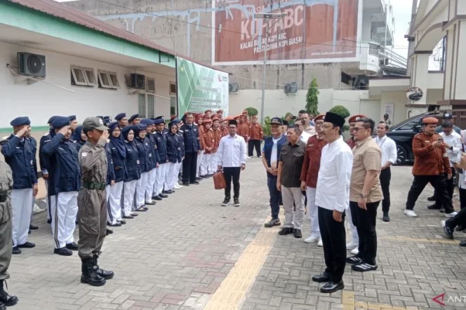 
					Mensos Tegaskan Larangan Praktik Titipan dalam Seleksi Siswa Sekolah Rakyat Demi Menjaga Integritas Pendidikan Inklusif
